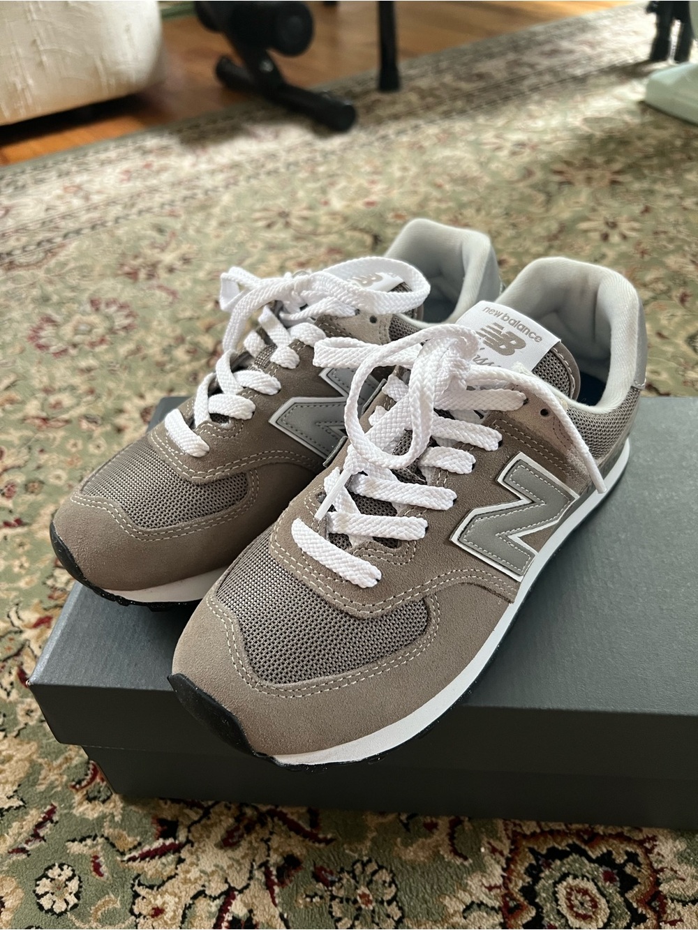 NWT New Balance 574